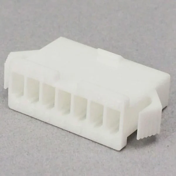 TYCLON Intermediate Connection Connector SM Series Plug Housing > SMP-07V-NC