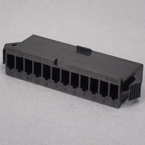 TYCLON Intermediate Connection Connector SM Series Plug Housing > SMP-12V-BC